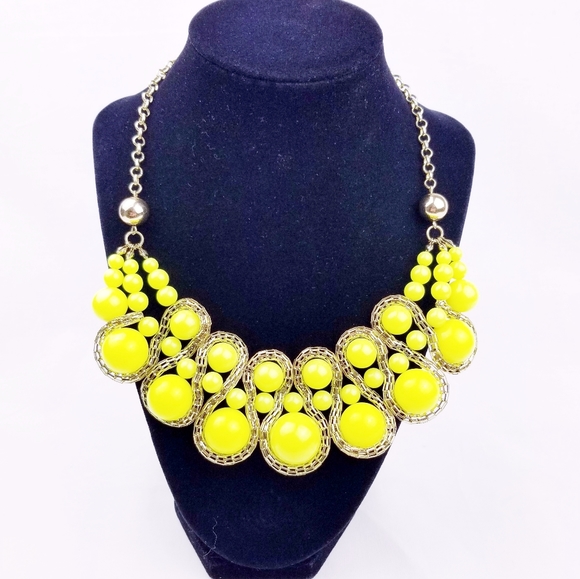 Amrita Singh Jewelry - Amrita Singh Neon Yellow Bib Necklace EUC